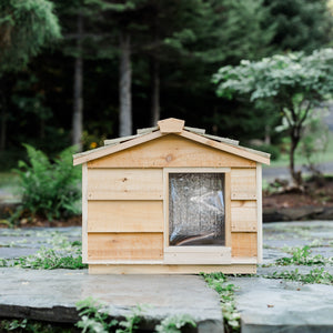 Large insulated outdoor cat house, wooden feral cat shelter